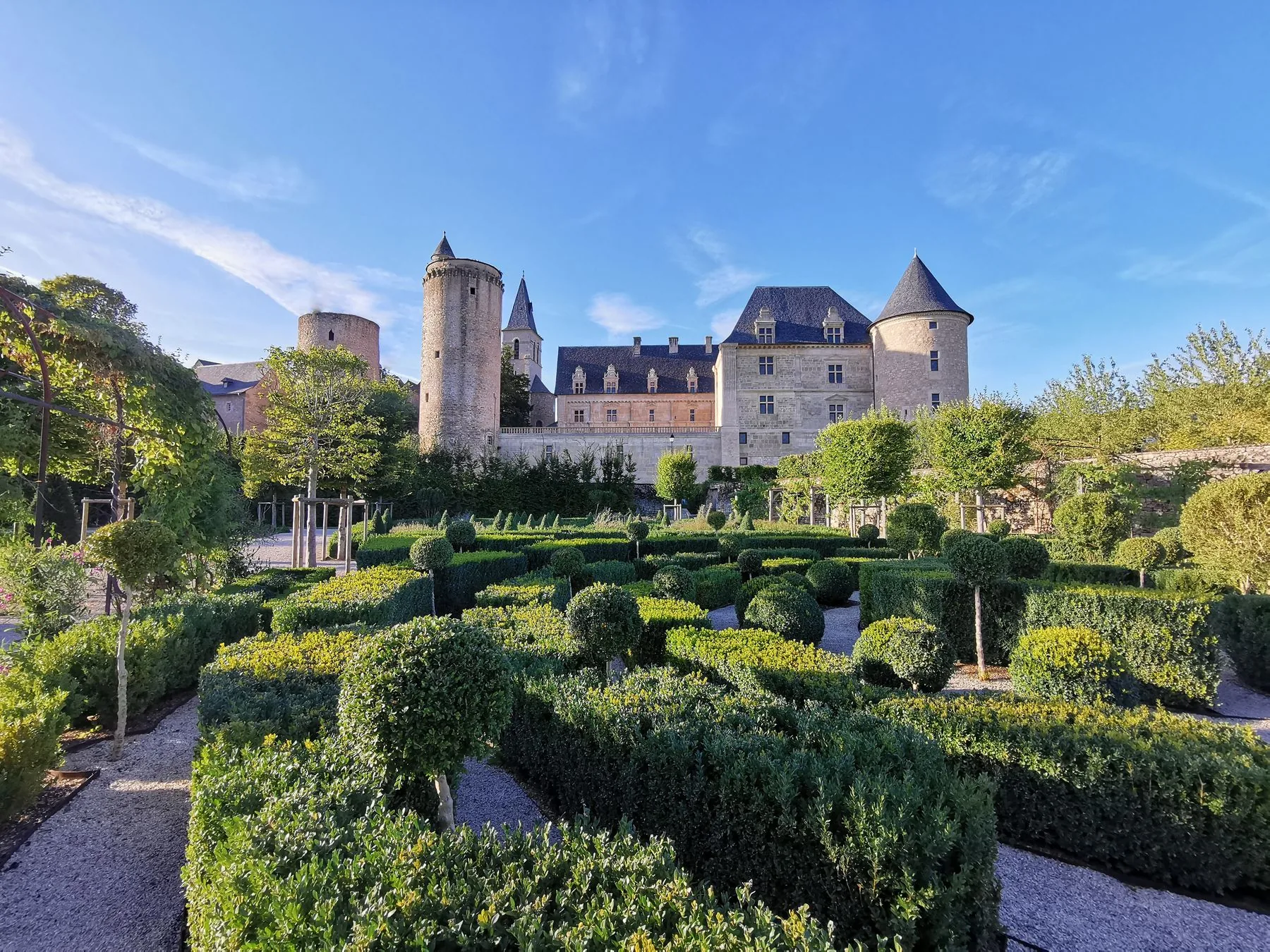 The formal gardens of Château de Bournazel