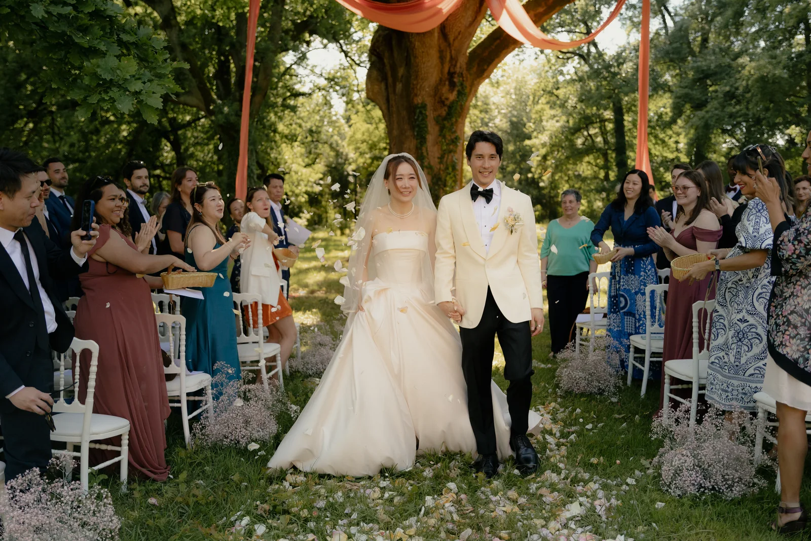 Jennifer & Guillaume, A ceremony under the old oak, Château de Garrevaques