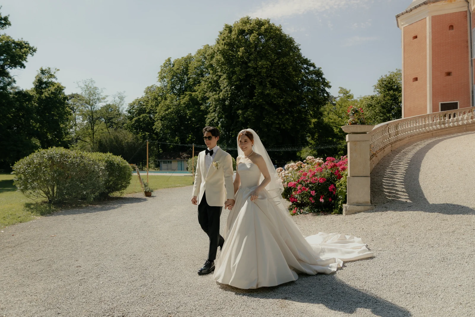 Jennifer & Guillaume, A ceremony under the old oak, Château de Garrevaques